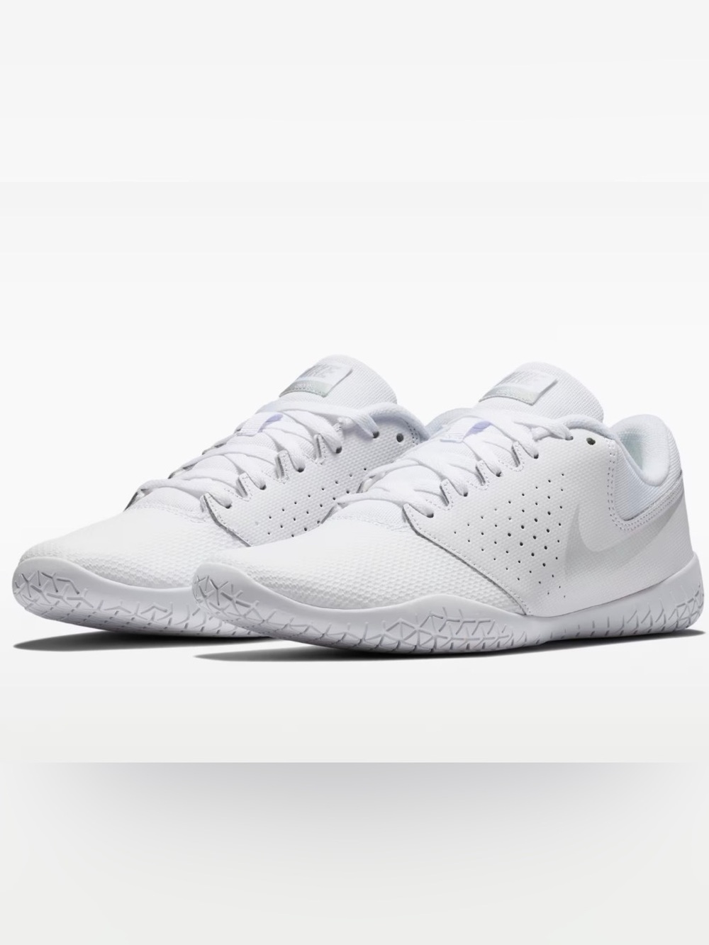 Nike Sideline IV Women's Size 6  Cheerleading Cheer Shoes New
